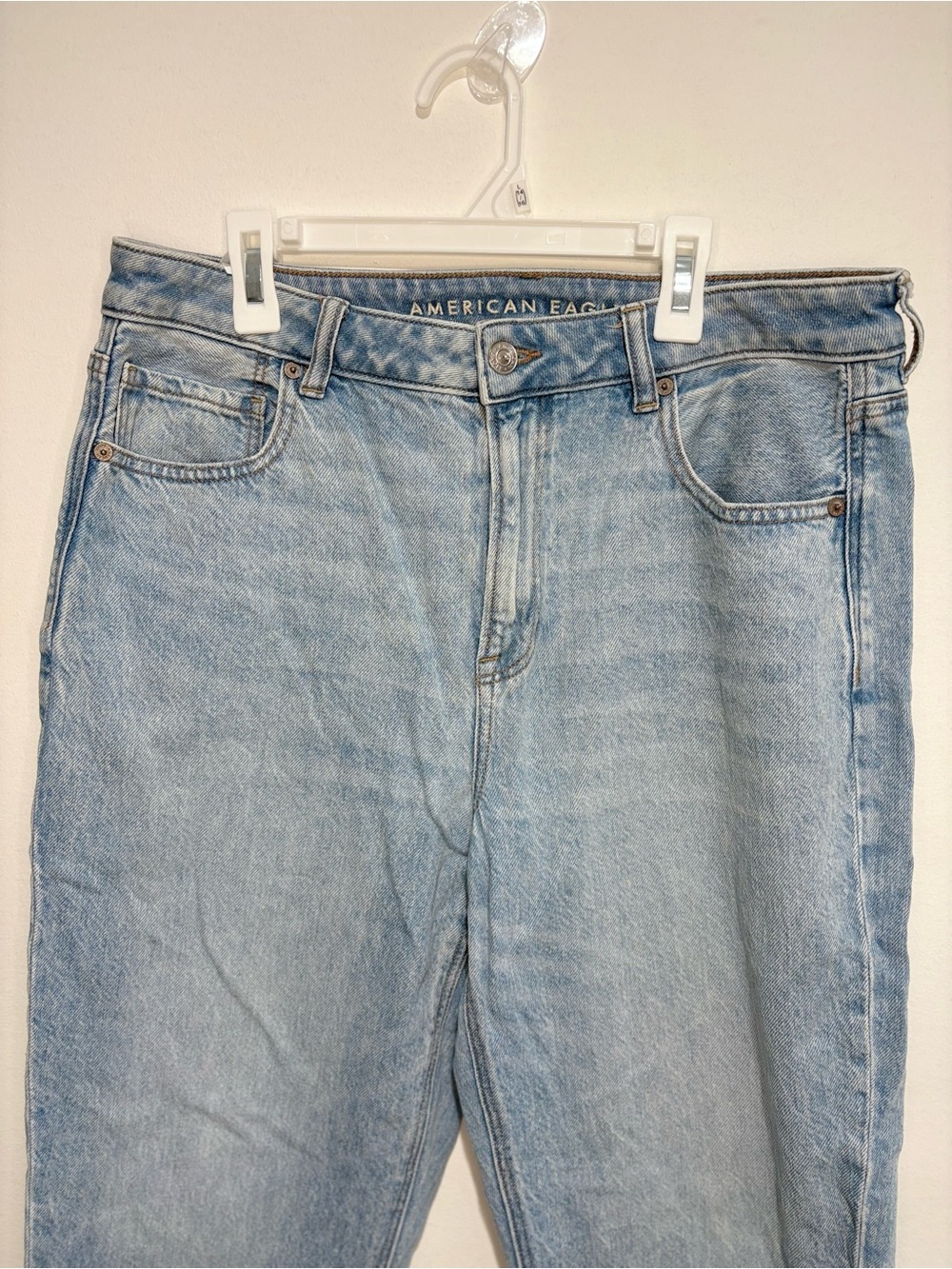 American Eagle Strigid Mom Jeans Blue Breeze Size 12 - Picture 4 of 9